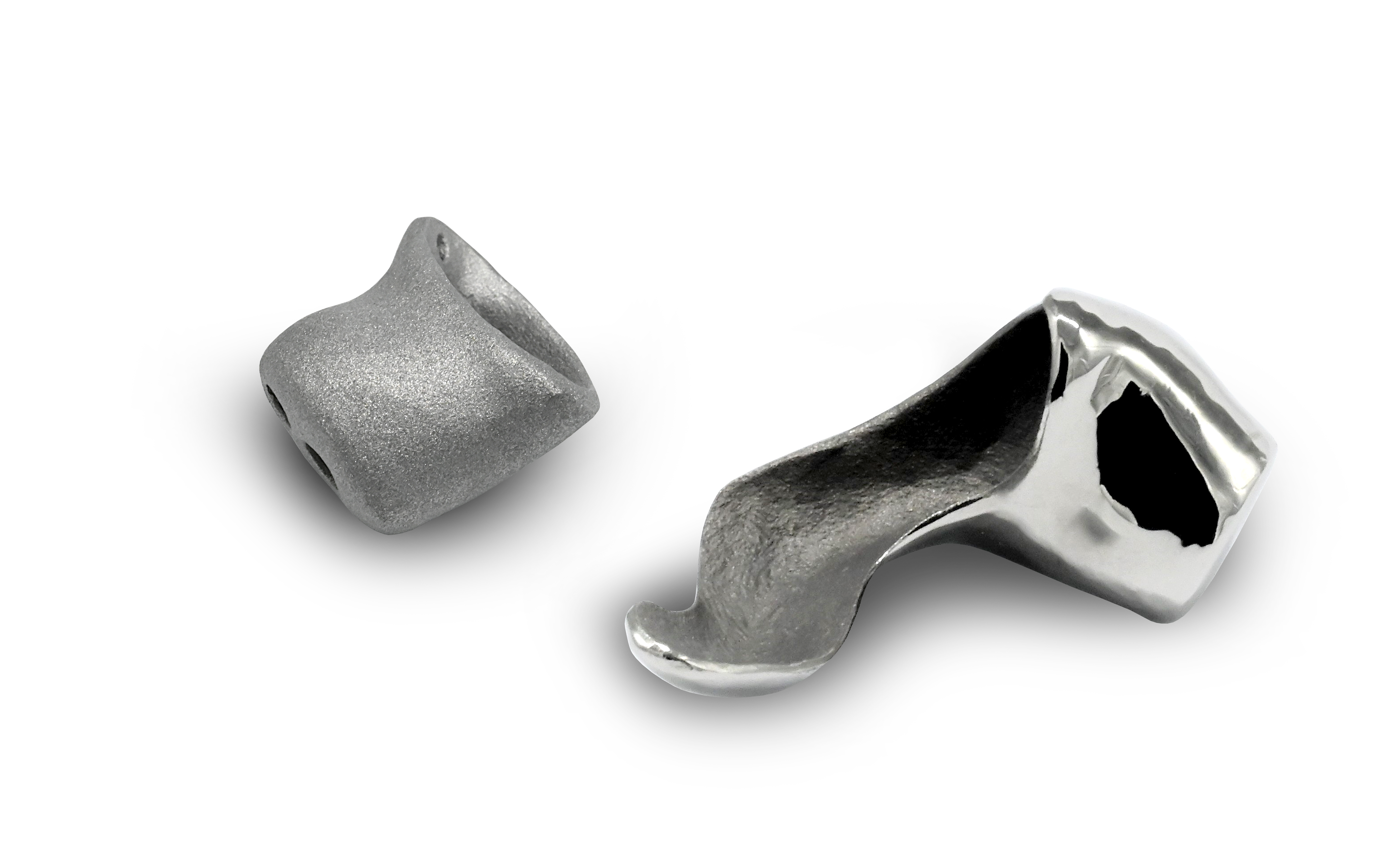 Ansicht von matter und polierter Otoplastik